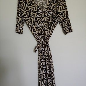 Geometric design dress